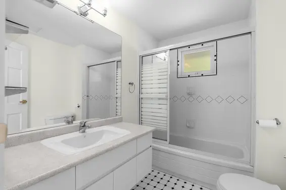 3395 Ayr Avenue, North Vancouver For Sale - image 25