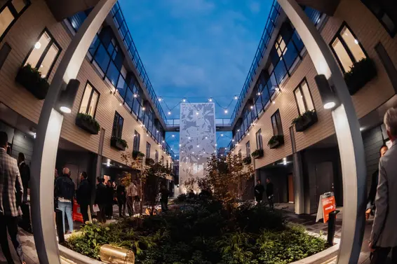 112 342 Mountain Highway, North Vancouver For Sale - image 40