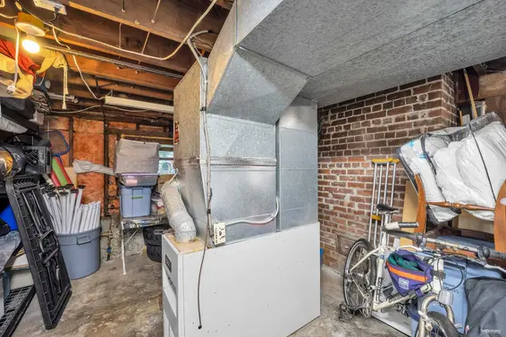 458 East 9th Street, North Vancouver For Sale - image 25