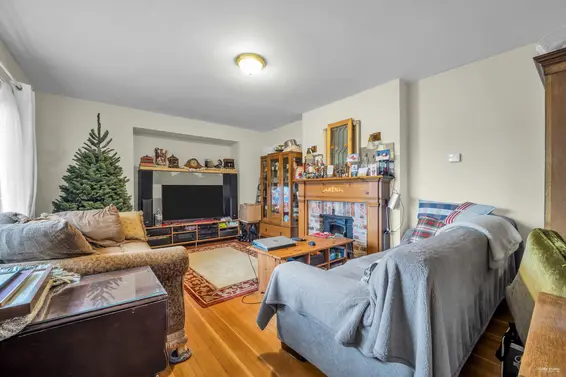 458 East 9th Street, North Vancouver For Sale - image 29