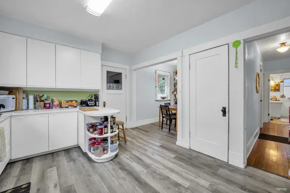 458 East 9th Street, North Vancouver For Sale - image 9