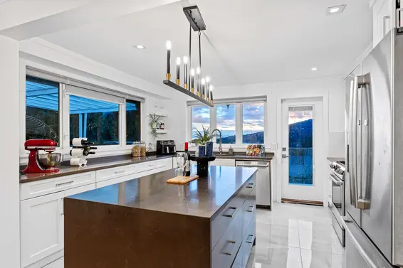 5117 Francisco Court, North Vancouver For Sale - image 12
