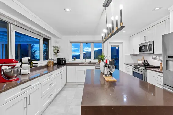 5117 Francisco Court, North Vancouver For Sale - image 13