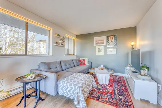 306 150 East 15th Street, North Vancouver For Sale - image 3