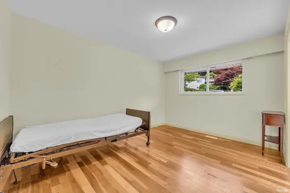 568 St. Giles Road, West Vancouver For Sale - image 10