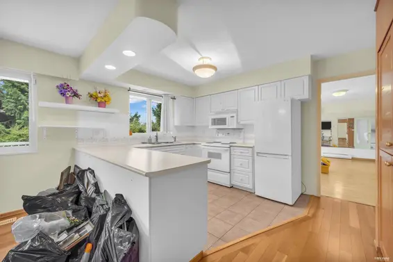 568 St. Giles Road, West Vancouver For Sale - image 14