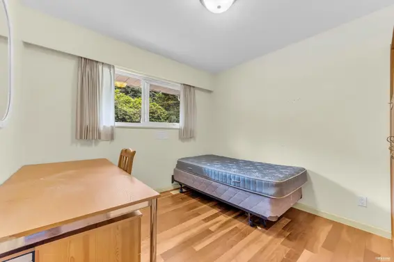 568 St. Giles Road, West Vancouver For Sale - image 8