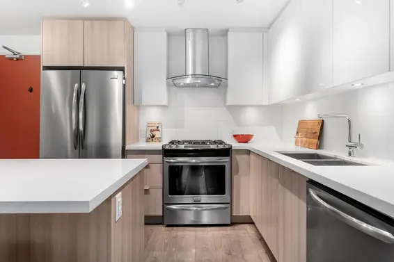 420 3602 Aldercrest Drive, North Vancouver For Sale - image 1