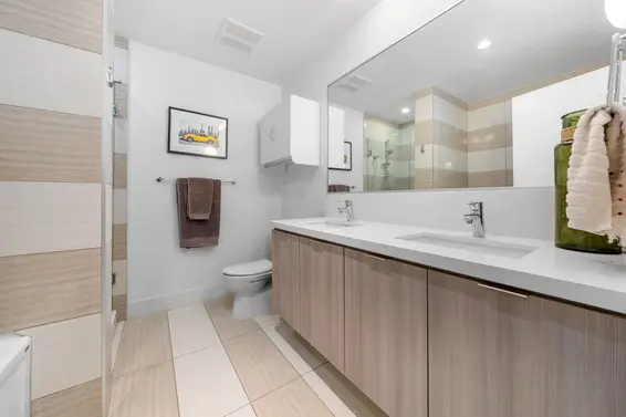 420 3602 Aldercrest Drive, North Vancouver For Sale - image 13