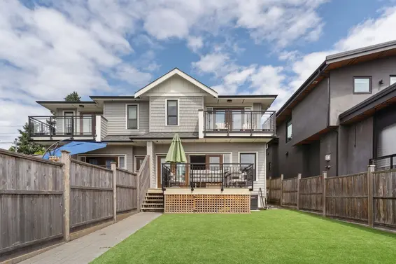 625 East 4th Street, North Vancouver For Sale - image 11