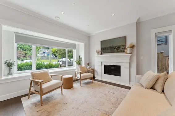 625 East 4th Street, North Vancouver For Sale - image 3
