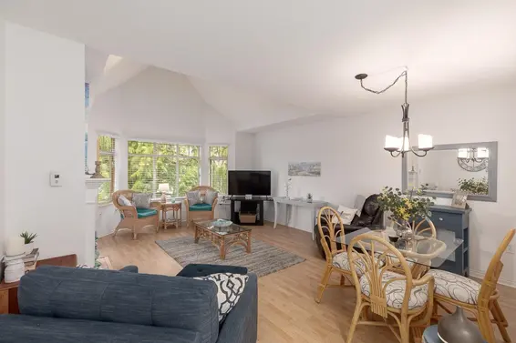 504 2059 Chesterfield Avenue, North Vancouver For Sale - image 4