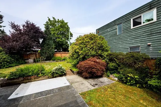 3588 Allan Road, North Vancouver For Sale - image 11