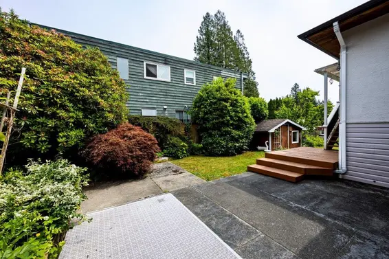 3588 Allan Road, North Vancouver For Sale - image 13