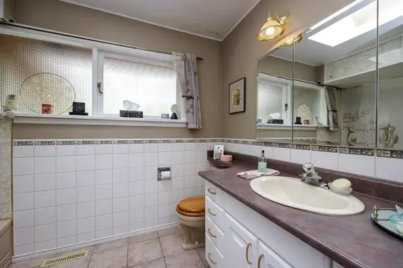3588 Allan Road, North Vancouver For Sale - image 33