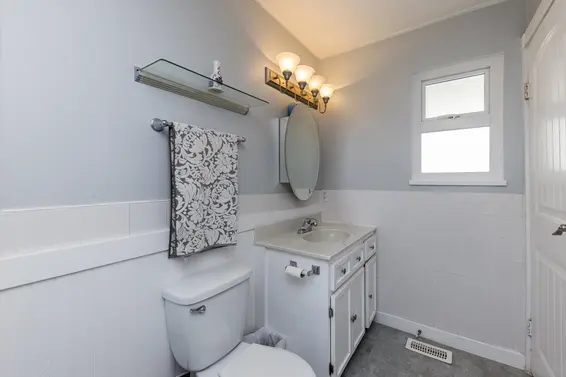 741 East 18th Street, North Vancouver For Sale - image 19