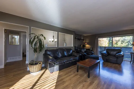 741 East 18th Street, North Vancouver For Sale - image 5