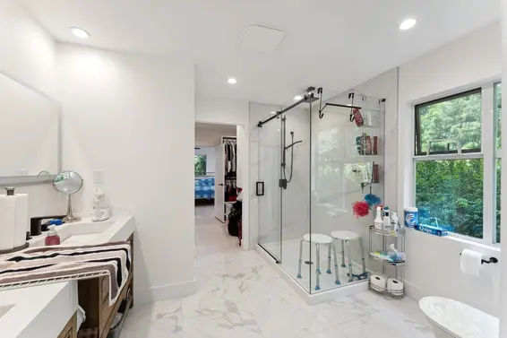 1725 Rosebery Avenue, West Vancouver For Sale - image 22