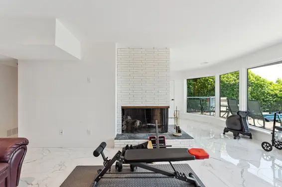 1725 Rosebery Avenue, West Vancouver For Sale - image 7