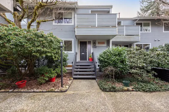 4603 Hoskins Road, North Vancouver