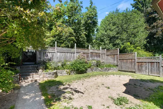 145 East Kings Road, North Vancouver For Sale - image 29
