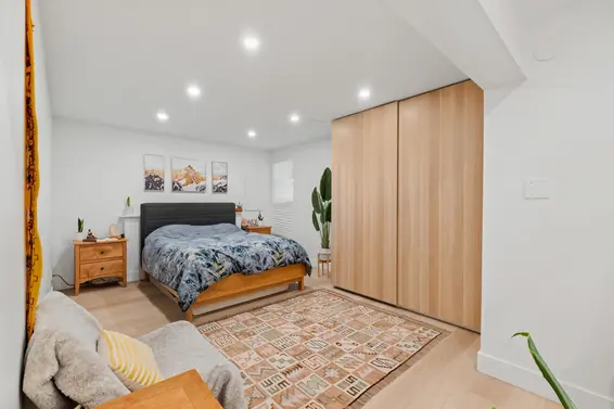 869 Clements Avenue, North Vancouver For Sale - image 11