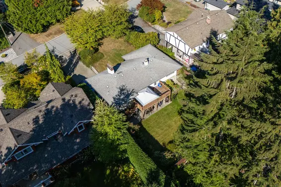 869 Clements Avenue, North Vancouver For Sale - image 2