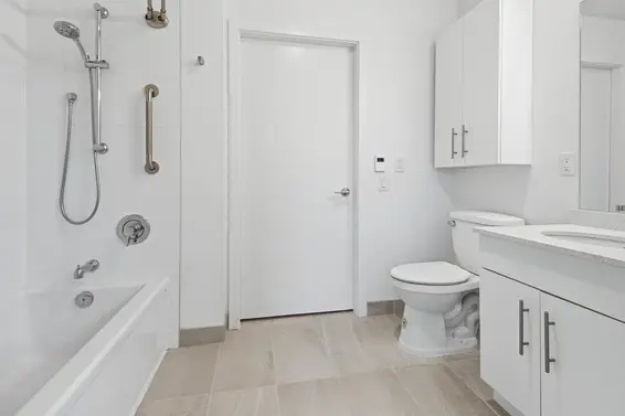 405 2137 Chesterfield Avenue, North Vancouver For Sale - image 12