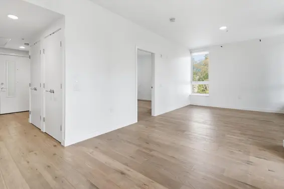 405 2137 Chesterfield Avenue, North Vancouver For Sale - image 18