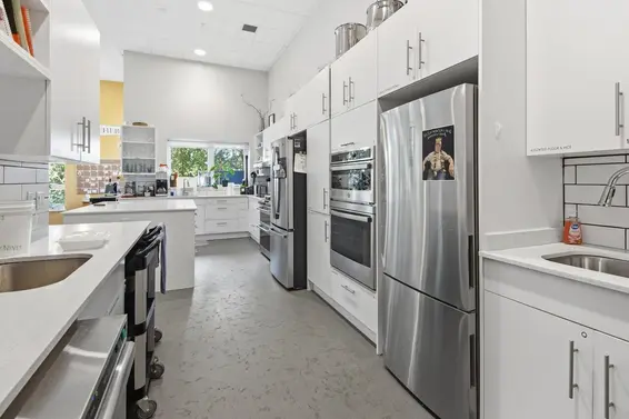 405 2137 Chesterfield Avenue, North Vancouver For Sale - image 3