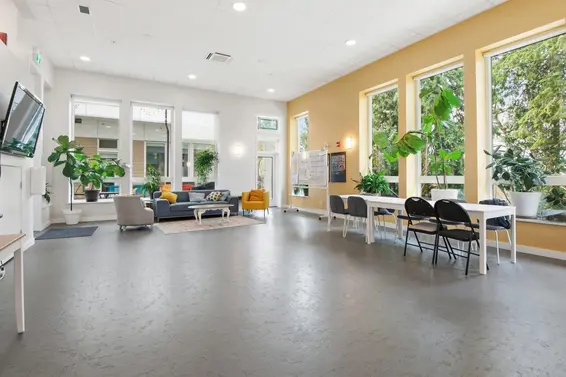 405 2137 Chesterfield Avenue, North Vancouver For Sale - image 37