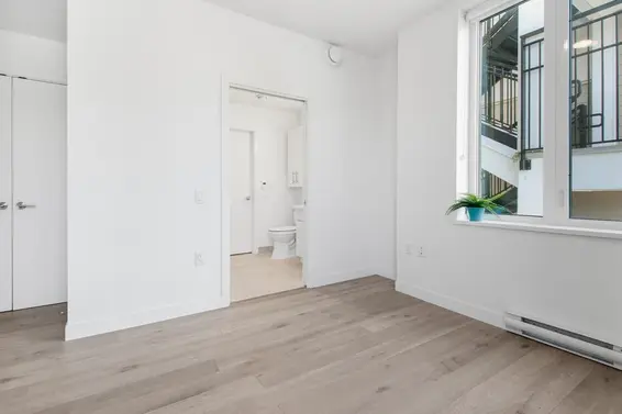 405 2137 Chesterfield Avenue, North Vancouver For Sale - image 8