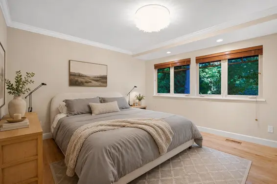 4613 Caulfeild Drive, West Vancouver For Sale - image 23