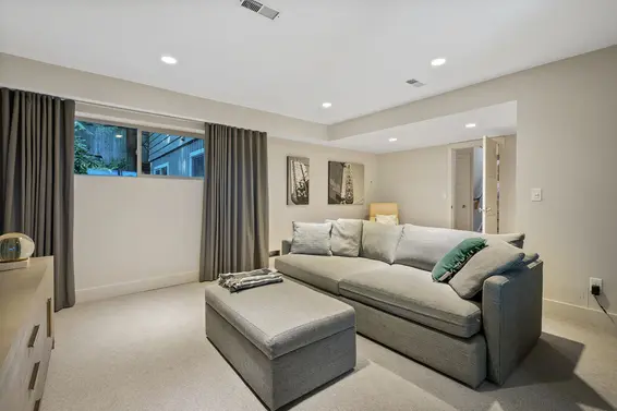 4613 Caulfeild Drive, West Vancouver For Sale - image 30