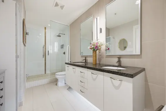 402 3355 Cypress Place, West Vancouver For Sale - image 19