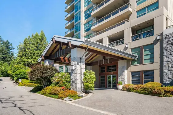 402 3355 Cypress Place, West Vancouver For Sale - image 4