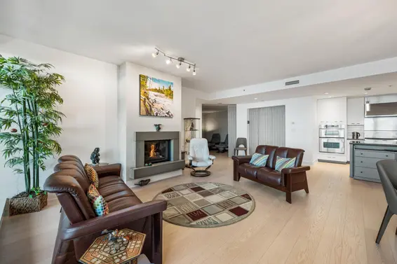 402 3355 Cypress Place, West Vancouver For Sale - image 9