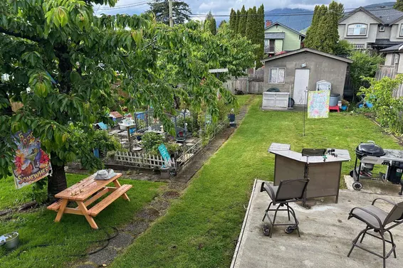 332 West 14th Street, North Vancouver For Sale - image 5
