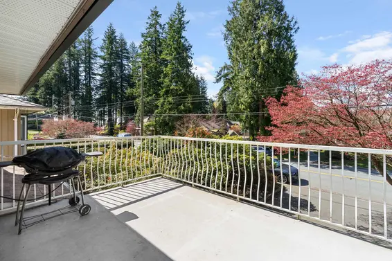 2060 West Keith Road, North Vancouver For Sale - image 4