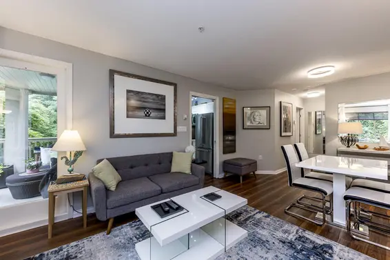 412 2059 Chesterfield Avenue, North Vancouver For Sale - image 4