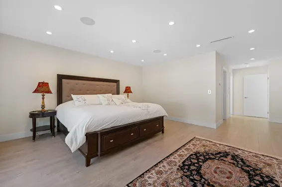 5199 Cliffridge Avenue, North Vancouver For Sale - image 27