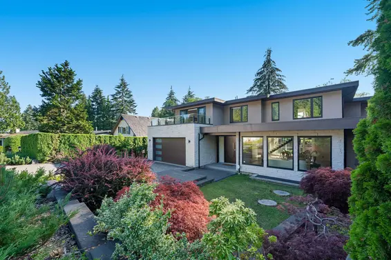 5199 Cliffridge Avenue, North Vancouver For Sale - image 3