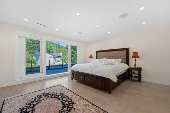 5199 Cliffridge Avenue, North Vancouver For Sale - image 30