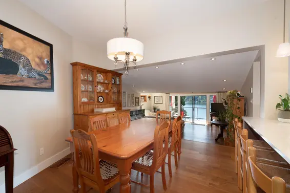 2643 Panorama Drive, North Vancouver For Sale - image 10