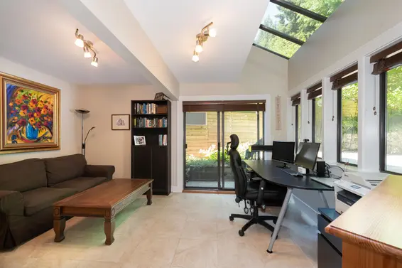 2643 Panorama Drive, North Vancouver For Sale - image 19