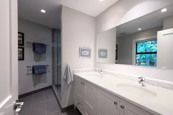 2643 Panorama Drive, North Vancouver For Sale - image 23