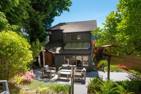 2643 Panorama Drive, North Vancouver For Sale - image 35
