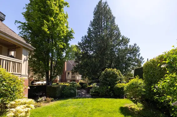 104 843 22nd Street, West Vancouver For Sale - image 8