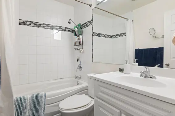 305 175 East 4th Street, North Vancouver For Sale - image 10