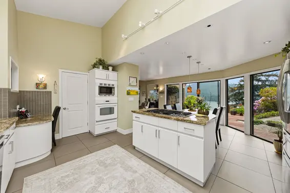 1584 Look Out Point, North Vancouver For Sale - image 14